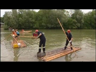 Bayern Feiern Auf Fluessen Und Seen