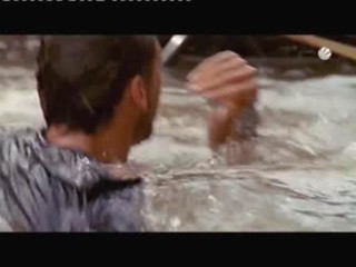 Im Brautkleid durch Afrika 