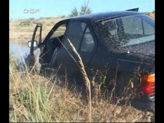 German TV Documentary - Car Stuck Girls