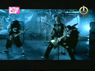 Bullet For My Valentine - Tears Dont Fall