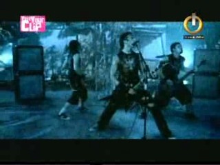 Bullet For My Valentine - Tears Dont Fall