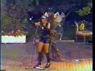 El Chapuzon (Karaoke Water Game)