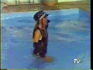 El Chapuzon (Karaoke Water Game)