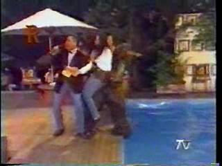 El Chapuzon (Karaoke Water Game)