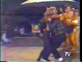 El Chapuzon (Karaoke Water Game)