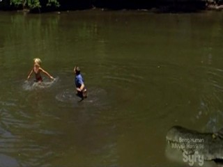 Mega Python vs Gatoroid (Scene 1)