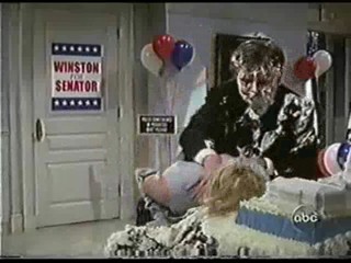 Pepper Dennis/Kelly Clarkson Video/Spin City