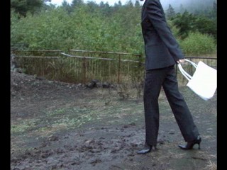 Gagon Messy Scene 0191 sample