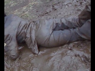 Gagon Messy Scene 0191 sample