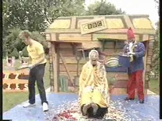 ana gunged on buzzy bees