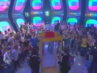 kimberly from Girls Aloud on MOM