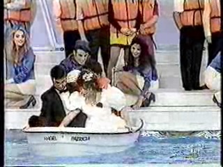 Luna De Miel (Bob's Your Uncle)