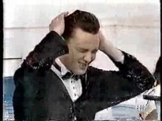 Luna De Miel (Bob's Your Uncle)