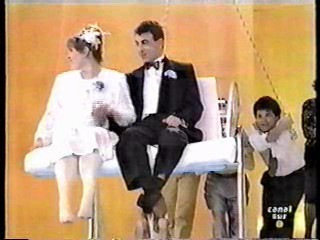 Luna De Miel (Bob's Your Uncle)