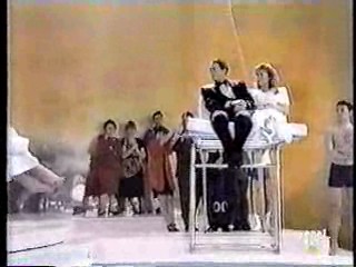 Luna De Miel (Bob's Your Uncle)