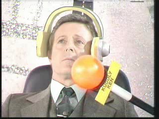 The Kenny Everett Video show - MALE WAM