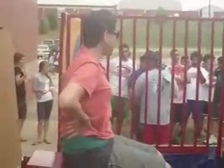 Mo Rielly of 95.5 The Beat gets wet