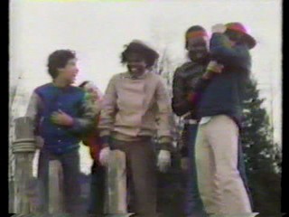 Jaws 3- Busting loose