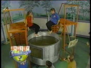 Family Challenge - dunk tank