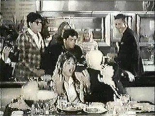 3 People get Covered in Porridge