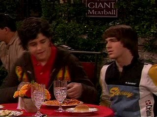 Drake & Josh Pie a Women