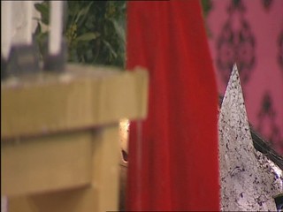 Celebrity Big Brother - Red Carpet Obstacle Course - Clip 3/6