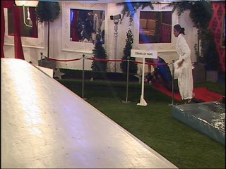 Celebrity Big Brother - Red Carpet Obstacle Course - Clip 5/6