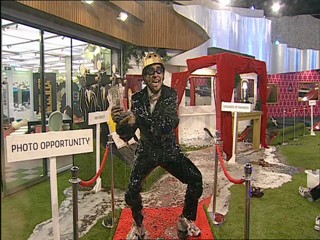 Celebrity Big Brother - Red Carpet Obstacle Course - Clip 6/6