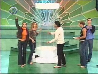 Shower Scene from Battle of the Sexes  show from Mexico.