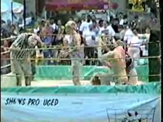 Oatmeal Wrestling #312