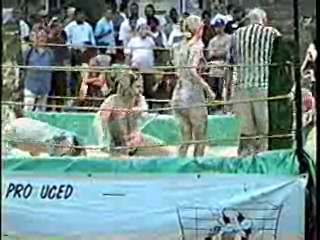 Oatmeal Wrestling #312