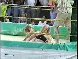 Oatmeal Wrestling #313