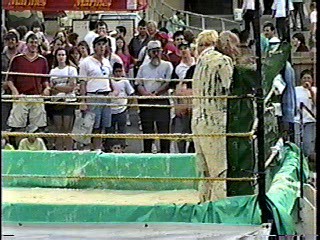 Oatmeal Wrestling #314