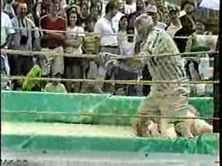 Oatmeal Wrestling #314