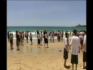 Channel 7  newsreporter Sarah Horsley dunked
