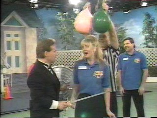 Family challenge gunk balloon