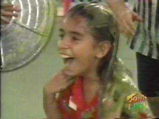 Family challenge gunk balloon