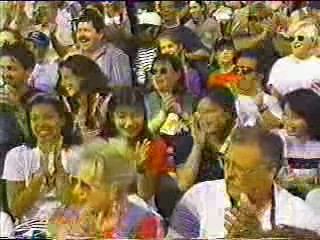 Family challenge balloon game