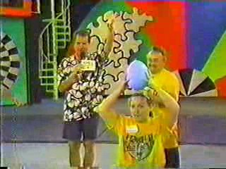 Family challenge balloon game