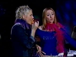 G4TV.COM -- Tina Wood, Laura Foy Cake Fight