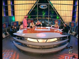 Cronicas Marcianas' Mud Wrestling