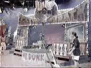 Gyob Sister in Green