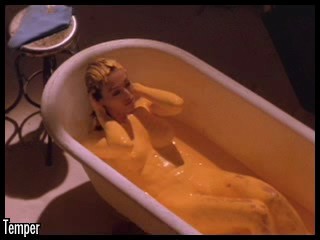 Sung Hi Lee - Paint Bath