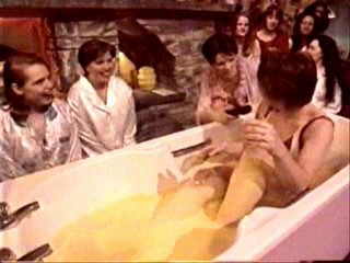 Pyjama Party - Cream Bath Tub