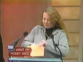 Richard Bey Show - Girl pied by her friend