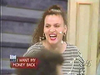 Richard Bey Show - Girl pied by her friend