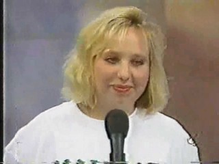 Richard Bey Show - Cash or Splash Game