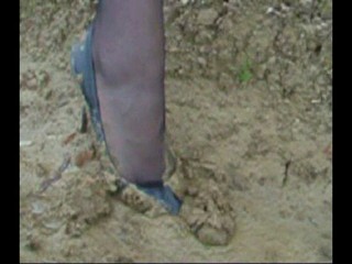 Aldo pumps Ankle deep.