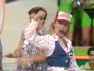 Passa e Repassa (Brazilian version of Double Dare)