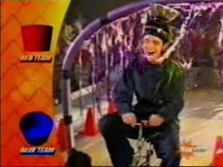 Avril Lavigne -  Gunge Tank